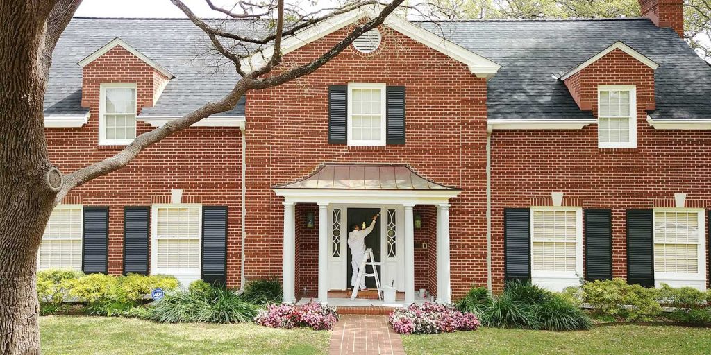Exterior-historic-home-painter-Paper-Moon-Painting-Terrell-Hills-Texas-fr-1024x512