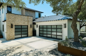 stone-accent-wall-that-affects-choice-of-exterior-paint-color
