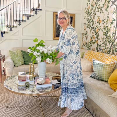 maria-killam-chinoiserie-wallpaper-with-lemons-in-living-room