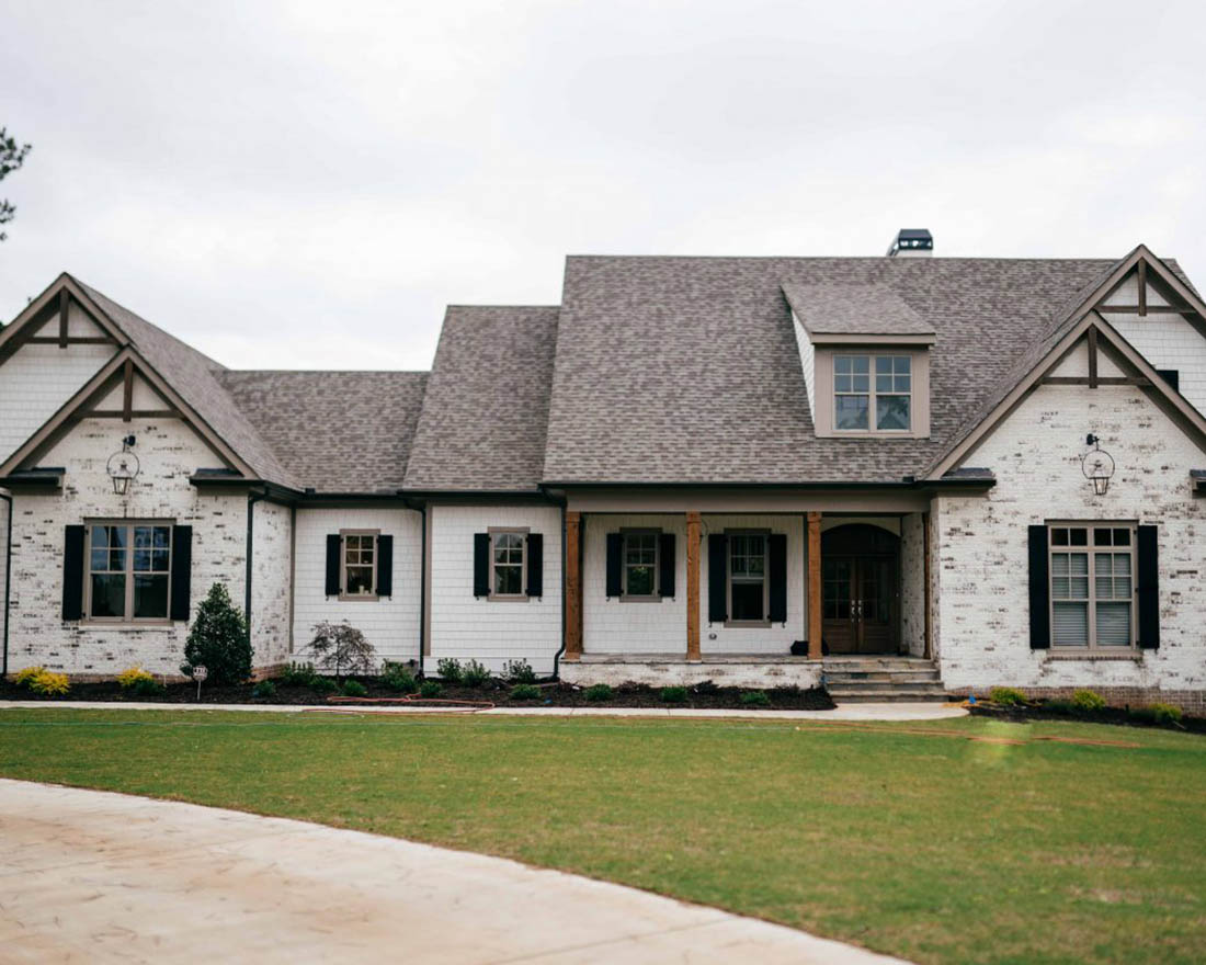 romabio-exterior-limewash-on-brick