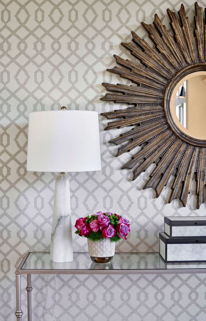 Dining room wallpaper close-up view.