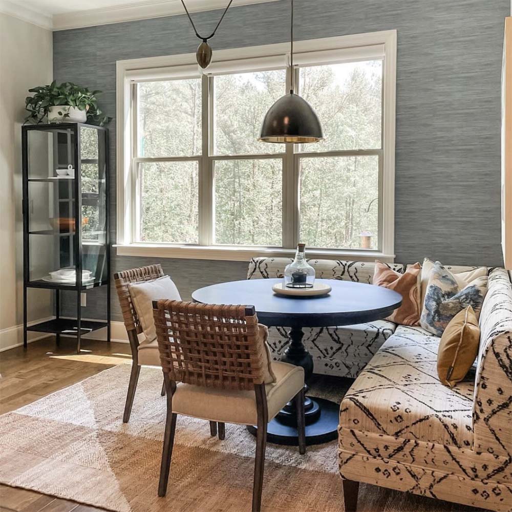 pendant-light-hung-off-center-but-it-works