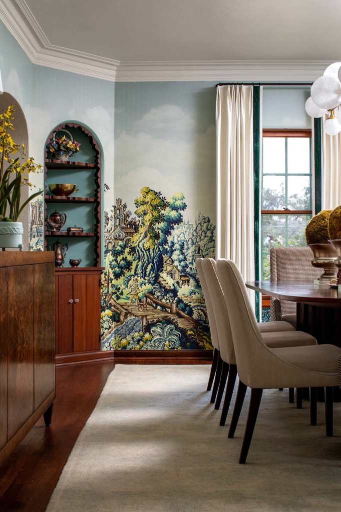 scenic-landscape-wallpaper-in-classic-dining-room