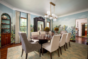 scenic-landscape-wallpaper-in-classic-dining-room
