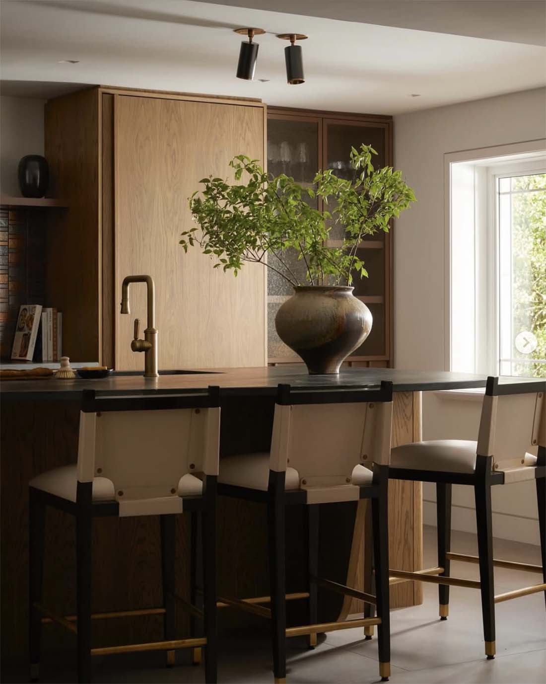 stained-wood-kitchen-by-studio-otty