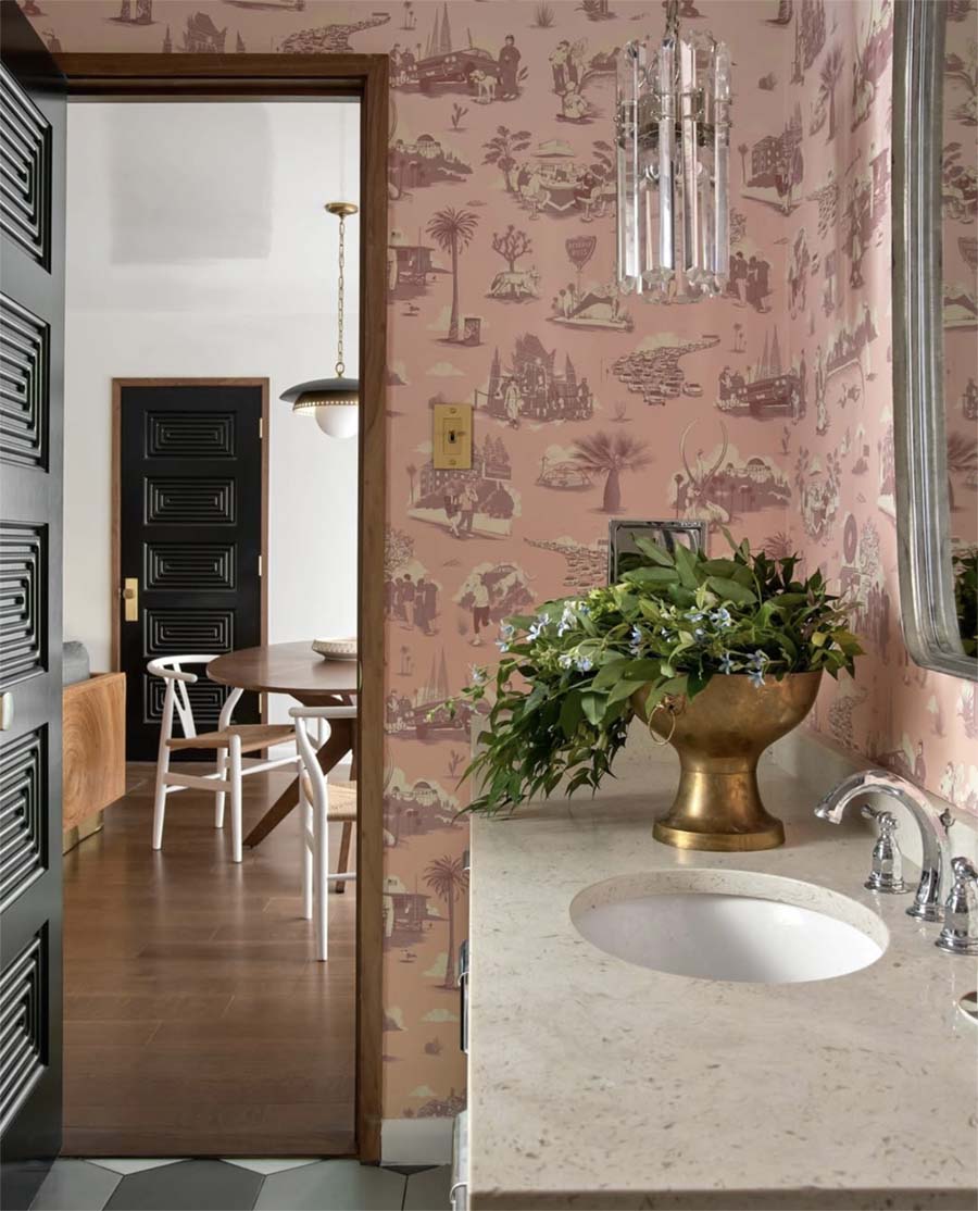 flavor-paper-wallpaper-in-guest-bath-design-by-maestri-studio